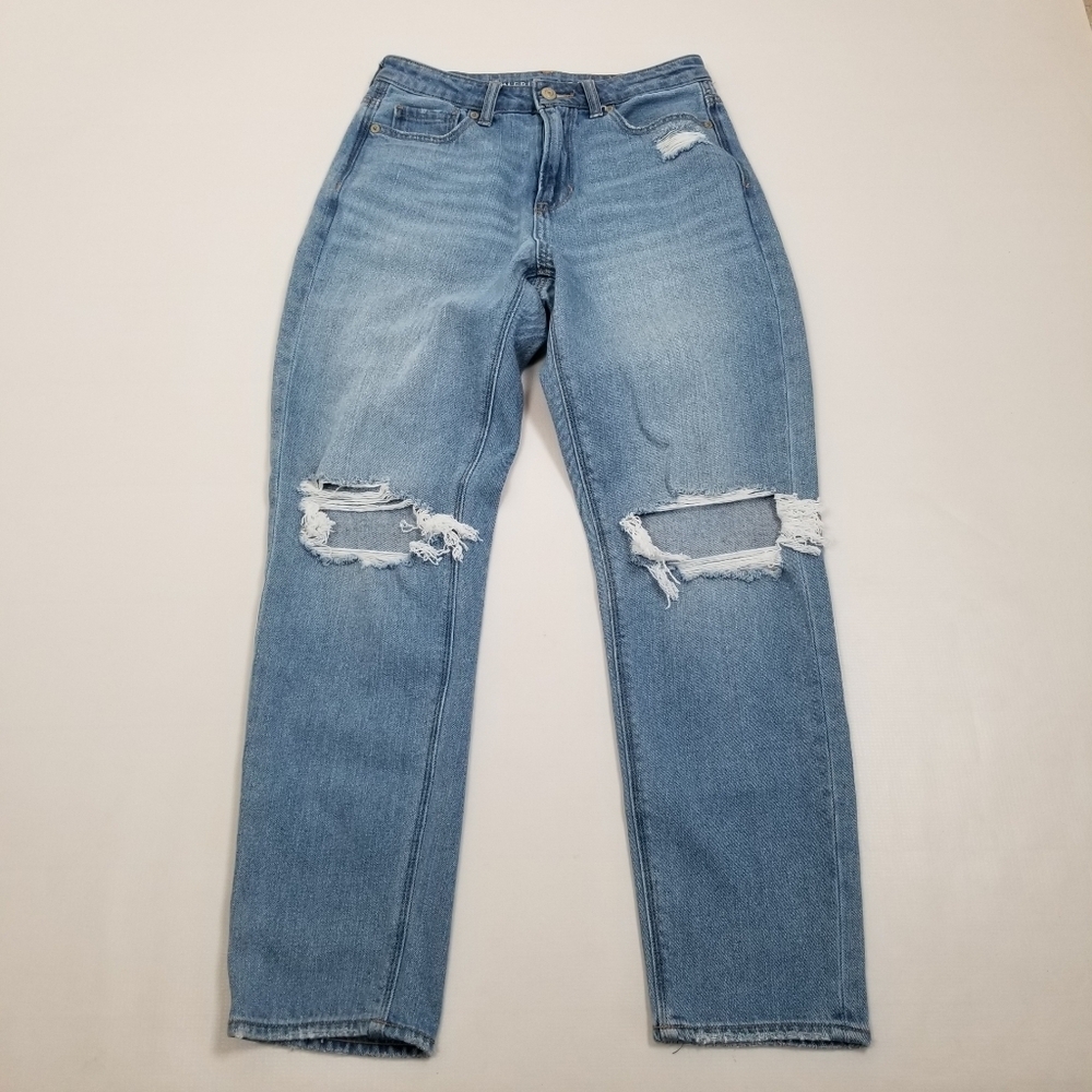 American Eagle Mom Jeans Size 4